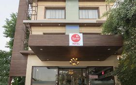Spree Hotel Agra - Walking Distance To Tajmahal