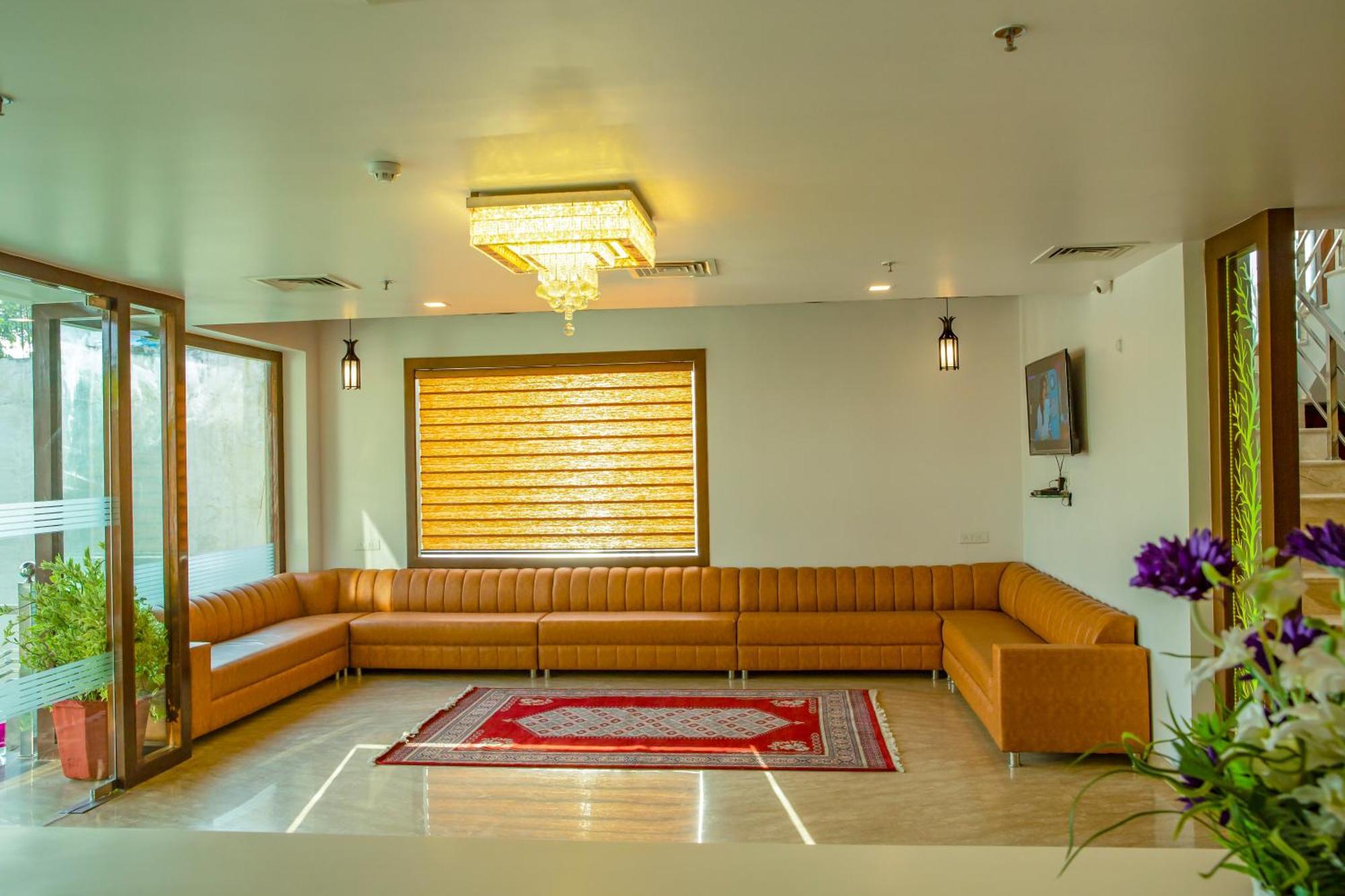Spree Hotel Agra - Walking Distance To Tajmahal Exterior photo
